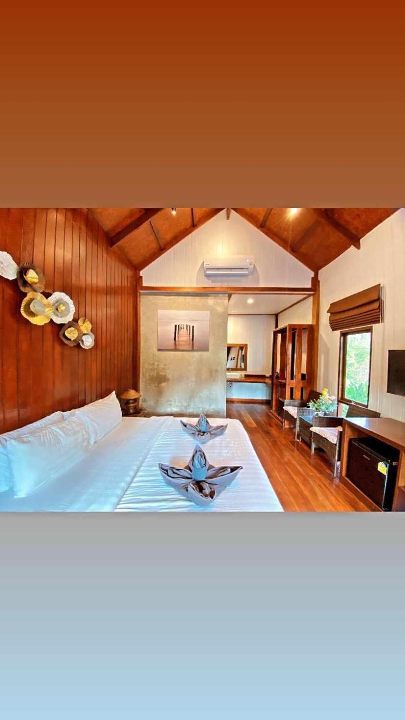 Little Rock Kohjum Hotell Koh Jum Exteriör bild